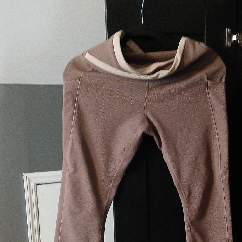 Women's Tan Leggings